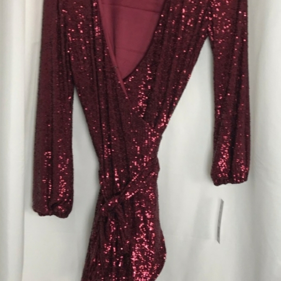 Gianni Bini Shine Bright Sequin Evening Wrap Dress Maroon Red Size S - Picture 2 of 3